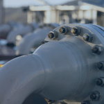 tubo conectado através de uma flange galvanizada